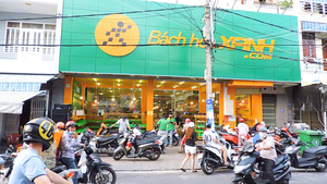 Video: Nha Trang đã rút lại quy định 'tạm dừng hoạt động' siêu thị, cửa hàng Bách hóa Xanh