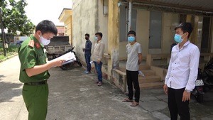 Video: Khởi tố 14 thanh niên dùng súng để giải quyết mâu thuẫn ở Tiền Giang
