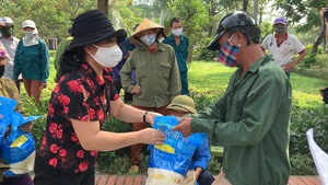 Video: 2.000 hộ dân quê Nghệ An ở vùng dịch phía Nam được hỗ trợ 1 triệu đồng/hộ