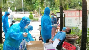 Video: Phú Quốc xét nghiệm COVID-19 cho toàn bộ dân cư trên đảo
