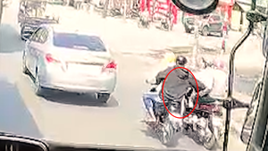 Video: Công an điều tra hai vụ cướp giật liên tiếp ở TP Thuận An, cách nhau vài phút