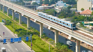 Video: Tin vui cho người dân TP.HCM, tàu metro số 1 chạy thử đoạn dài gần 9km