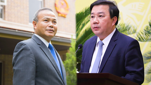 Video: Bắt một phó chủ tịch Hà Nội và cựu thứ trưởng Bộ Ngoại giao liên quan ‘chuyến bay giải cứu’