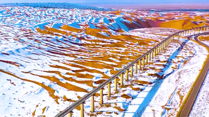 Video: Tuyết trên sa mạc Kumtag đẹp như một tuyệt tác thiên nhiên