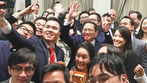 Video: Thủ tướng gặp gỡ trí thức Việt kiều, thanh niên và sinh viên Việt Nam tại New York