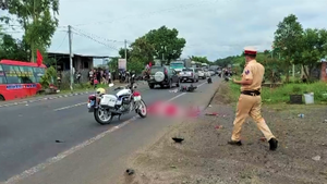 Video: Hơn 20 hành khách an toàn sau tai nạn xe khách trên đường Hồ Chí Minh