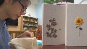 Góc nhìn trưa nay | Những cuốn sổ nở hoa từ “Đôi bàn tay mẹ”
