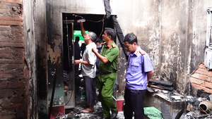 Video: Cháy nhà trong đêm ở TP Long Xuyên, mẹ chồng và con dâu tử vong
