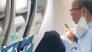 Video: Vì sao dao gọt trái cây lọt lên được một chuyến bay của Vietnam Airlines?