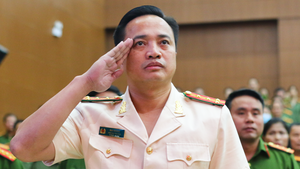 Video: Đại tá Mai Hoàng giữ chức phó giám đốc Công an TP.HCM