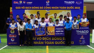 Trận chung kết ‘rực lửa’ Giải bóng đá công nhân khu vực Bình Dương