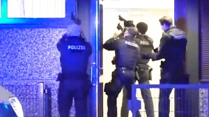Video: Hiện trường vụ xả súng tại nhà thờ làm 7 người chết ở Đức