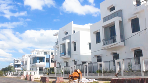 Video: Cận cảnh khu nhà ở gần 500 căn xây trái phép ở Đồng Nai