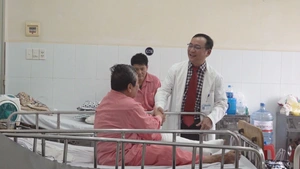 Góc nhìn trưa nay | Chuyện bác sĩ chữa bỏng