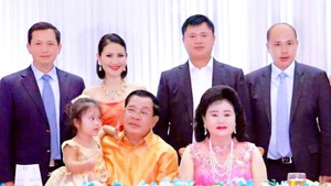 Ông Hun Sen nói gì trước tin đồn 3 người con tranh ghế thủ tướng