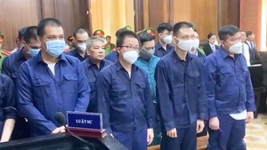 Nhận chung chi, cựu trưởng Công an phường Phú Thọ Hòa bị đề nghị 7-8 năm tù