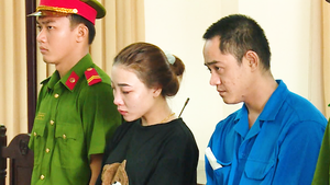 Đôi nam nữ chặn đường đập bể kính xe cấp cứu ở Trà Vinh bị phạt 27 tháng tù