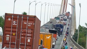 Cấm xe tải nặng qua cầu Rạch Miễu dịp lễ 2-9