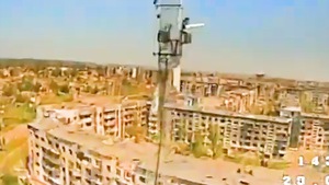 Ukraine tung video mới quay cảnh drone phá hủy trạm trinh sát của Nga