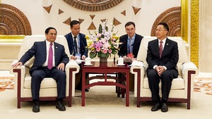 Thủ tướng Phạm Minh Chính và đoàn đại biểu cấp cao đến Trung Quốc