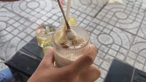 Góc nhìn trưa nay | Cà phê muối: Uống sao để không hại sức khỏe?