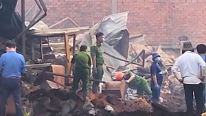 Cháy cơ sở bột nhang làm 2 người chết: Tìm thấy thi thể nạn nhân còn lại