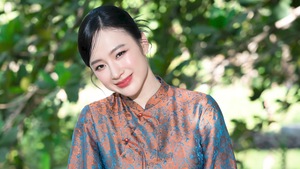 Angela Phương Trinh xin lỗi khán giả, xóa bài viết về ông Thích Minh Tuệ