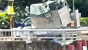 Tai nạn liên hoàn khiến 4 người đi xe máy tử vong