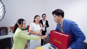 'Khởi nghiệp 0 đồng' bùng nổ doanh số cùng CoGroup