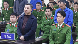 Tòa sơ thẩm tuyên phạt ông Lưu Bình Nhưỡng 13 năm tù, ông Lê Thanh Vân 7 năm tù