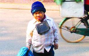 Anh lùn hiếu thảo
