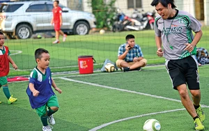 Học bóng đá từ tuổi lên 3