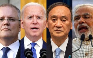 Tôi phải bước nhanh qua các di tích