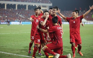 Xem lại trận chung kết lượt đi AFF Cup căng thẳng giữa Việt Nam và Malaysia