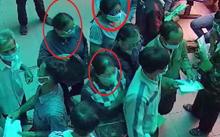 Video: Bịt khẩu trang dàn cảnh móc túi trong bệnh viện