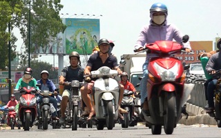 Tia UV vượt mức nguy hiểm, người dân đối diện nguy cơ ung thư da và nhiều chứng bệnh khác