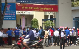 Vượt qua nỗi đau cha mất để thi tốt nghiệp THPT
