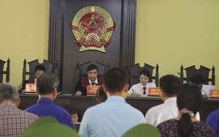 Hoãn phiên tòa xử vụ gian lận điểm thi ở Sơn La