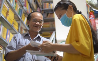 Góc nhìn trưa nay | Ấm áp tiệm sách “3 không” giữa lòng Sài Gòn
