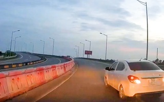 Video: Xe ôtô lại đi lùi trên cao tốc Hà Nội - Hải Phòng