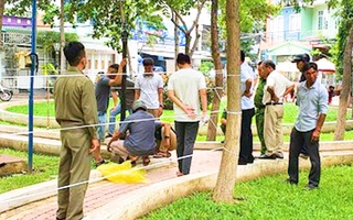 Video: Bé gái tử vong trong công viên nghi do bị điện giật