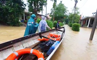 Video: 8 người chết và mất tích do mưa lũ ở Quảng Trị, Thừa Thiên Huế