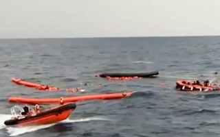 Video: Hàng trăm người di cư thiệt mạng ngoài khơi Libya