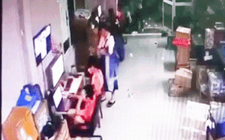 Video: Cô gái đâm chết bạn trai vì mâu thuẫn tình cảm ở Tân Bình