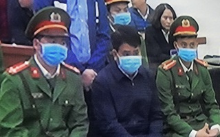 Video: ‘Chiếm đoạt tài liệu bí mật nhà nước’, ông Nguyễn Đức Chung bị phạt 5 năm tù