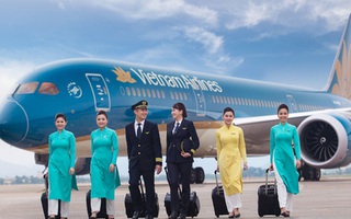 Video: Tiếp viên hàng không Vietnam Airlines đồng loạt đăng bài xin lỗi trên mạng xã hội