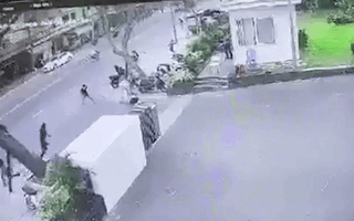 Video: 2 nhóm thanh niên dùng ống tuýp lao vào đánh nhau tại Vũng Tàu