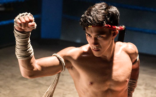 Video: Võ sĩ 7 lần vô địch MMA thế giới Nguyễn Trần Duy Nhất nói về bộ phim sắp ra mắt