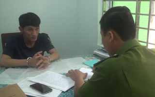 Video: Hai nhóm thanh niên đuổi chém nhau chỉ vì bạn gái bị chọc ghẹo