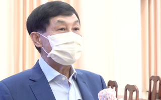 Video: Phỏng vấn ông Johnathan Hạnh Nguyễn, người đóng góp hàng tỉ đồng mua thiết bị y tế chống COVID-19